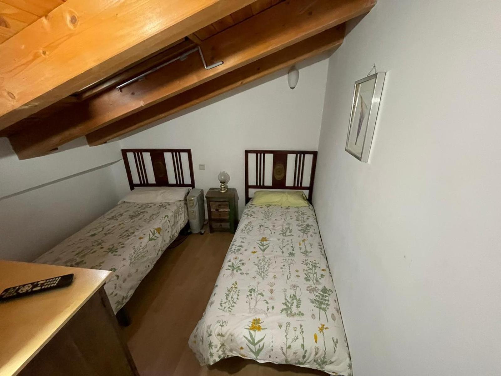 La Abadia Apartamentos Tolva Habitación foto